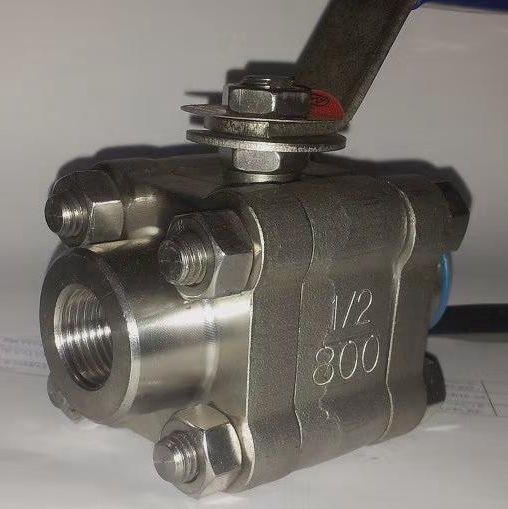 Forged valve 12